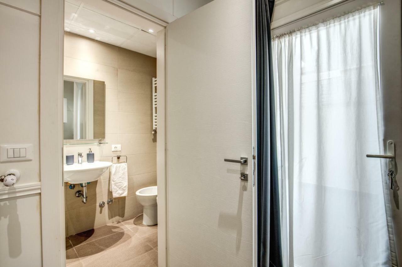 Colosseo Suite Apartment Roma Ngoại thất bức ảnh